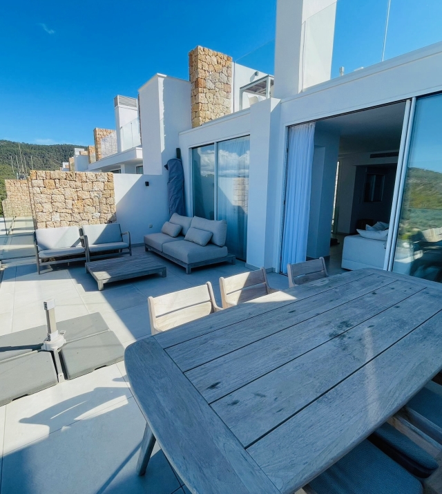 Terrace 3.jpeg